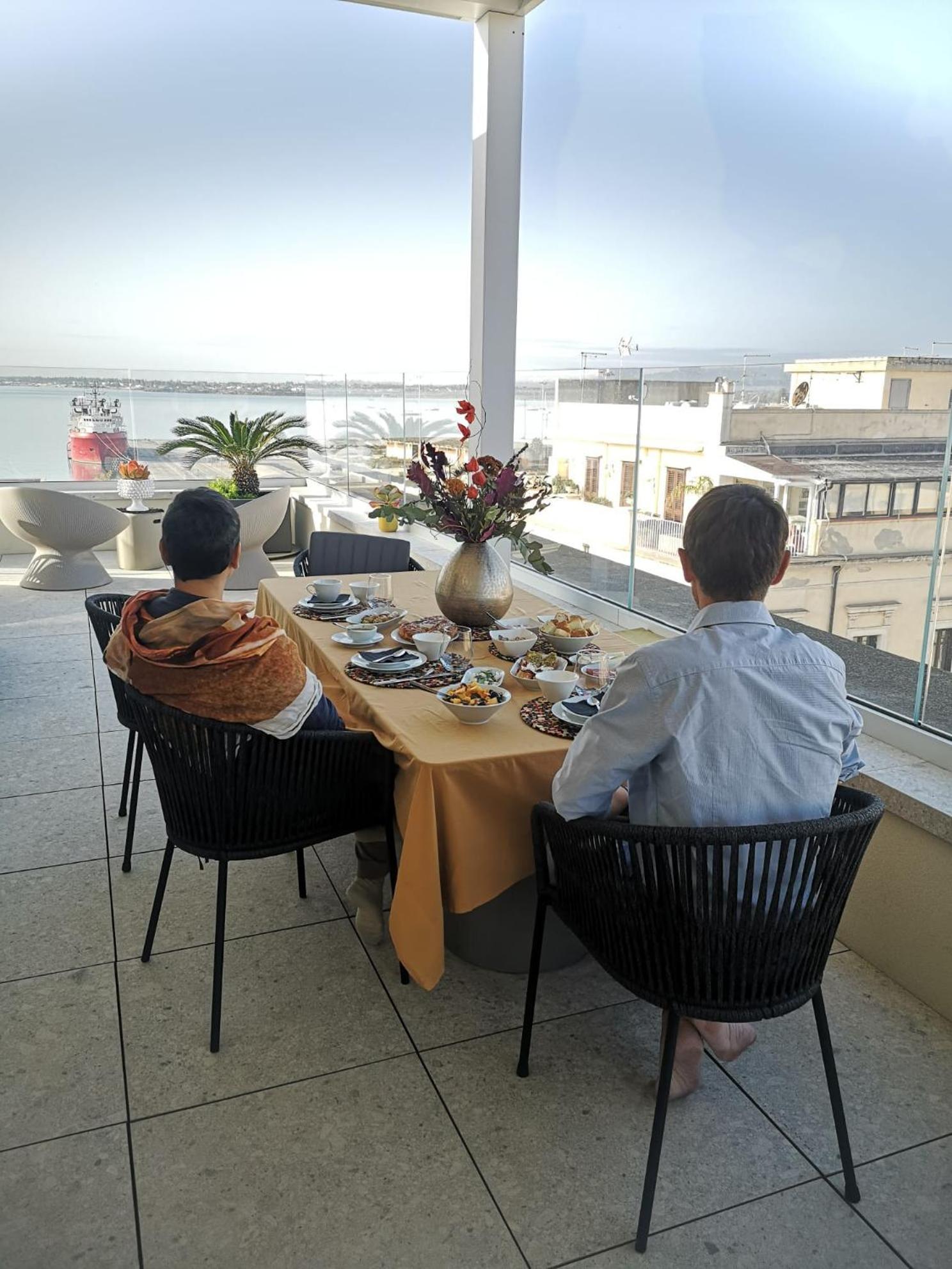 Bed and Breakfast La Terrazza Sul Porto Syrakus Exterior foto