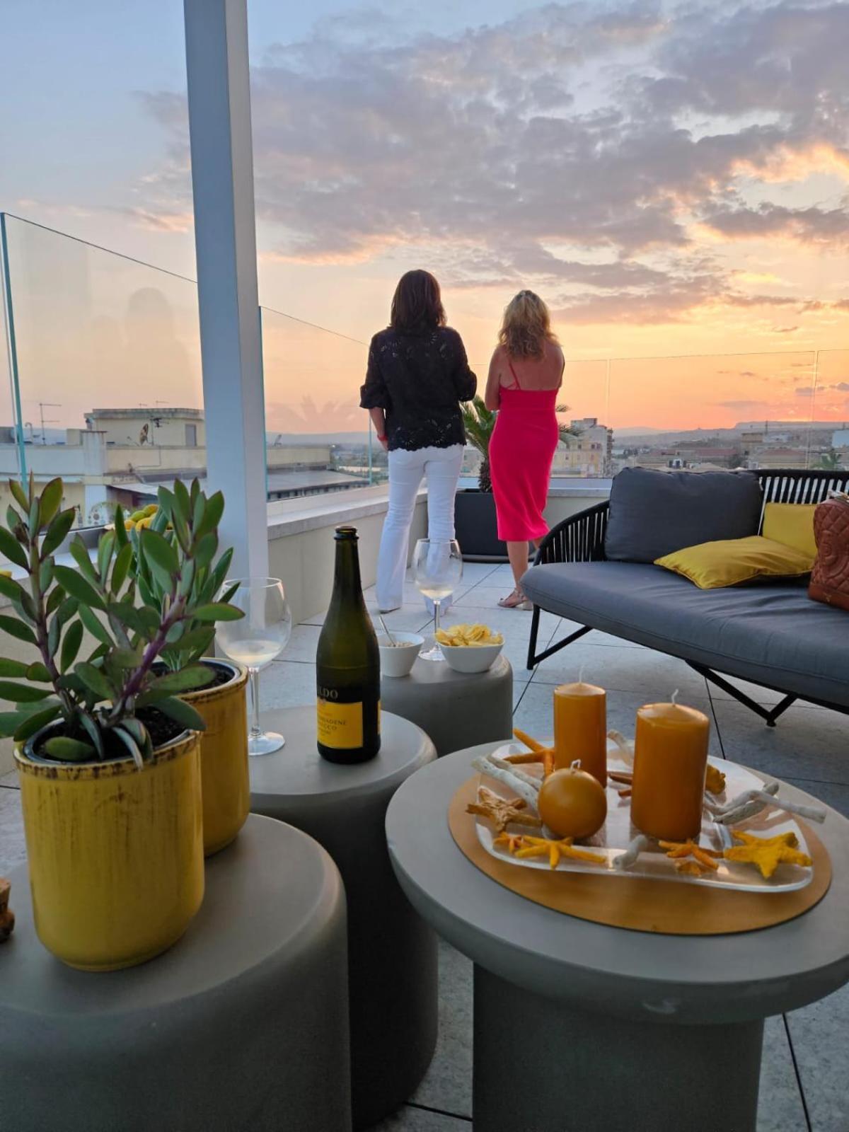 Bed and Breakfast La Terrazza Sul Porto Syrakus Exterior foto